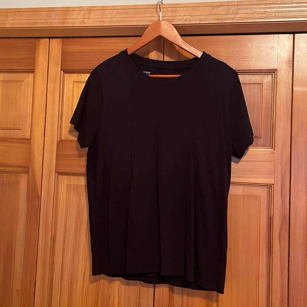 J. Crew girlfriend t-shirt black size L